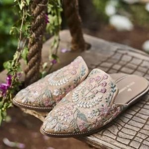 Handmade-slippers-women
